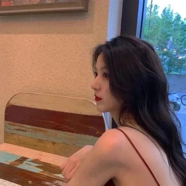 女人,有时是男人